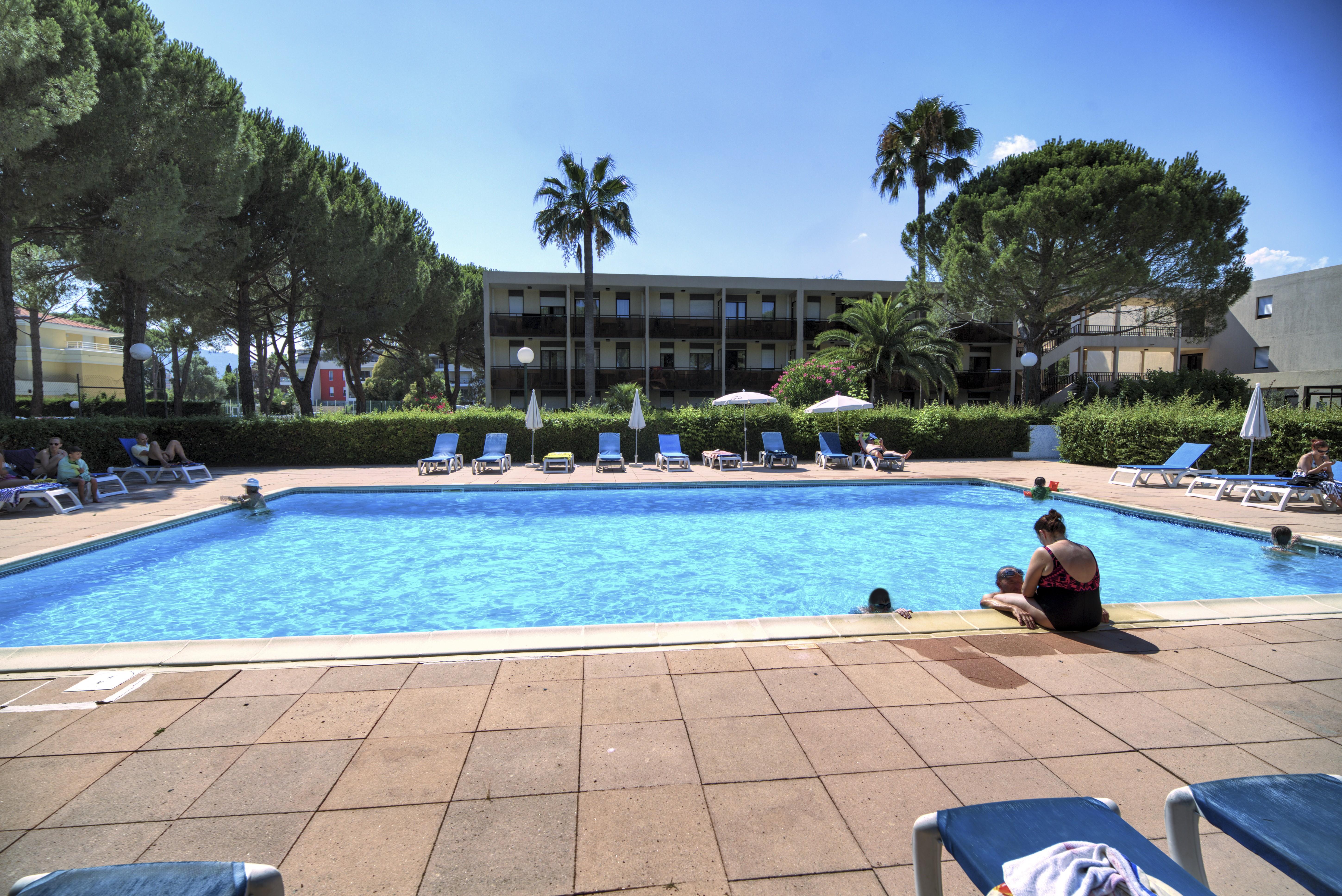 Résidence Pierre&Vacances Les Jardins Ombragés Mandelieu Exterior foto